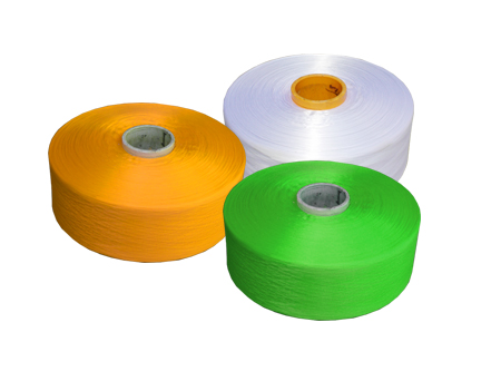 Polypropylene POY yarns